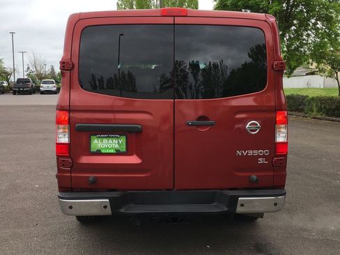 Used 2018 Nissan NV 3500 SL RWD image 5