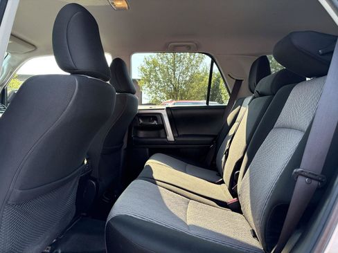 Used 2019 Toyota 4Runner SR5 AWD/4WD image 21