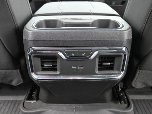 Used 2025 Chevrolet Silverado 2500 LTZ w/ LTZ Premium Package AWD/4WD image 18