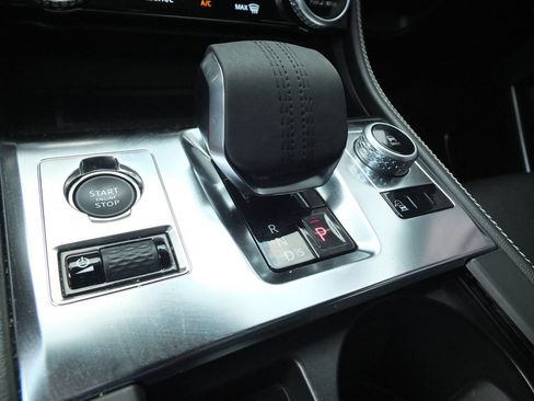 Used 2025 Jaguar F-PACE R-Dynamic S AWD/4WD image 31