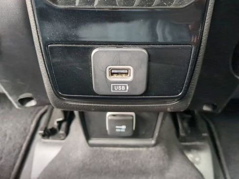 Certified 2022 Jeep Compass Latitude image 16