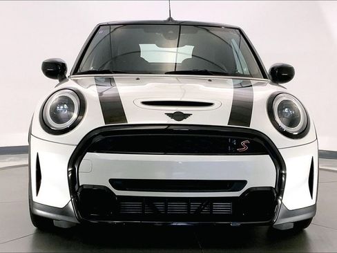 Certified 2023 MINI Cooper S image 2
