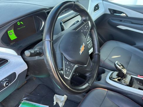 Used 2020 Chevrolet Bolt Premier w/ Infotainment Package image 9
