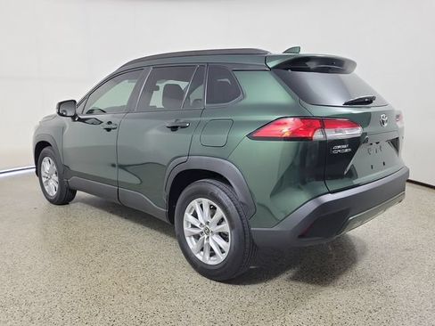 Used 2022 Toyota Corolla Cross LE FWD image 7