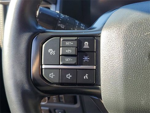 Used 2024 Ford Expedition Platinum image 10