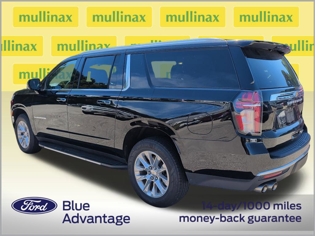 Used 2024 Chevrolet Suburban Premier RWD image 3