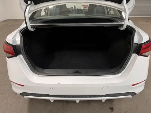 Used 2023 Nissan Sentra SV image 16