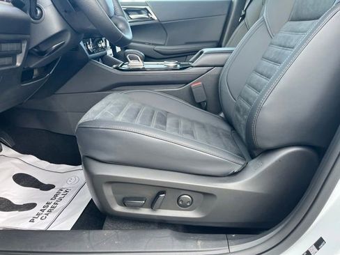 New 2026 Mitsubishi Outlander LE FWD image 20