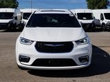 New 2026 Chrysler Pacifica Select image 2
