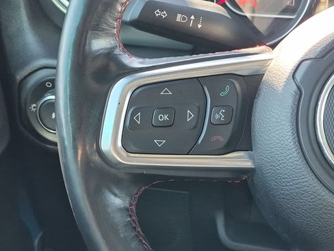 Used 2019 Jeep Wrangler Unlimited Rubicon AWD/4WD image 17