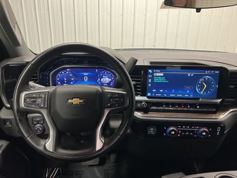 Certified 2024 Chevrolet Silverado 1500 LT AWD/4WD image 13