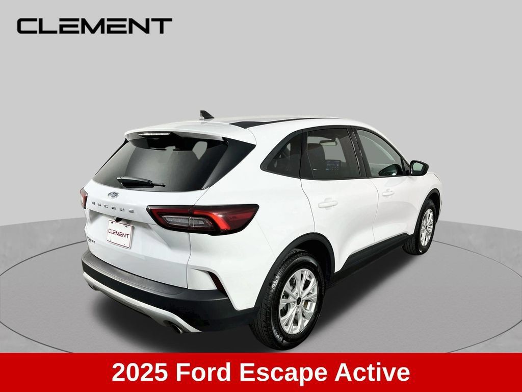 Used 2025 Ford Escape Active FWD image 5