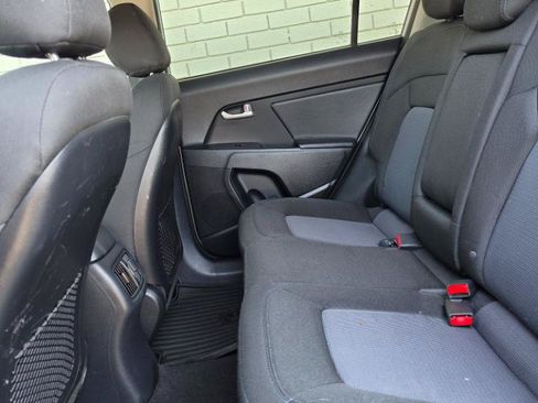Used 2015 Kia Sportage LX AWD/4WD image 12