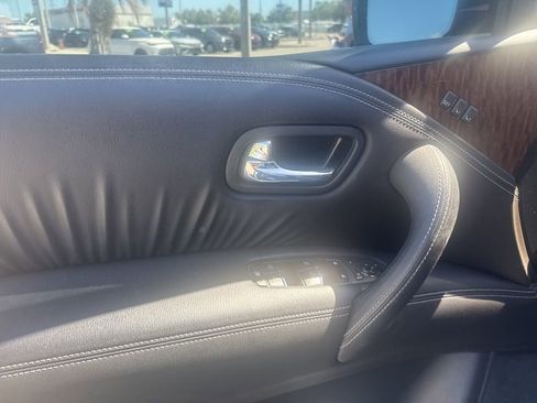 Used 2017 Nissan Armada SL image 17