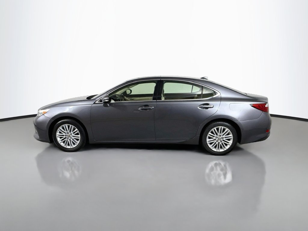 Used 2015 Lexus ES 350 w/ Luxury Package FWD image 8