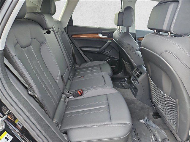 Used 2024 Audi Q5 Prestige w/ Prestige Package AWD/4WD image 25