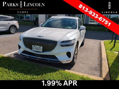 Used 2025 Genesis GV70 2.5T AWD/4WD image 8