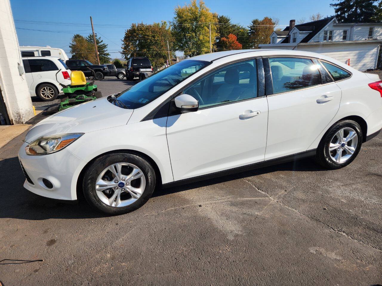 Used 2014 Ford Focus SE FWD image 8