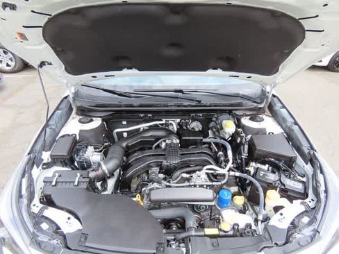 Used 2024 Subaru Outback Premium AWD/4WD image 10
