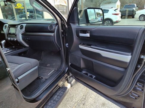 Used 2019 Toyota Tundra SR5 w/ TRD Sport Package image 18