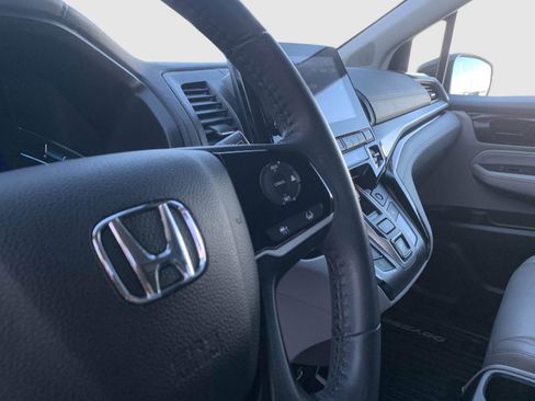 Used 2022 Honda Odyssey Touring image 52