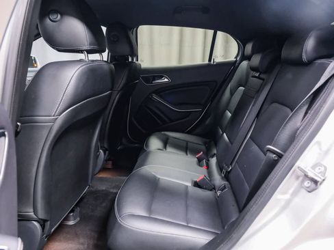 Certified 2018 Mercedes-Benz GLA 250 image 18