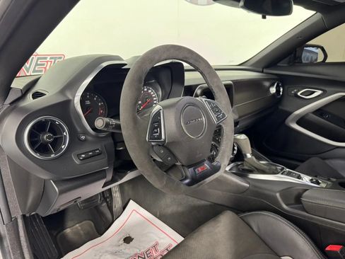 Used 2022 Chevrolet Camaro SS RWD image 10