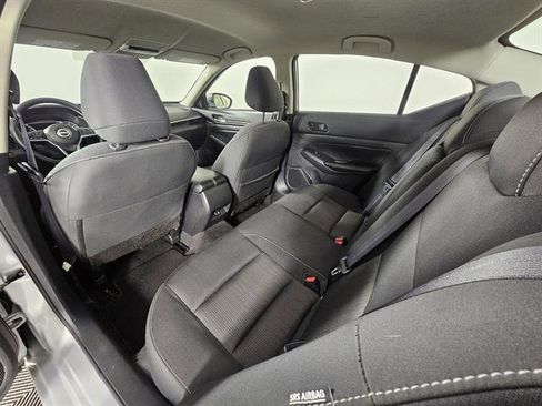 Used 2024 Nissan Altima 2.5 SV image 22