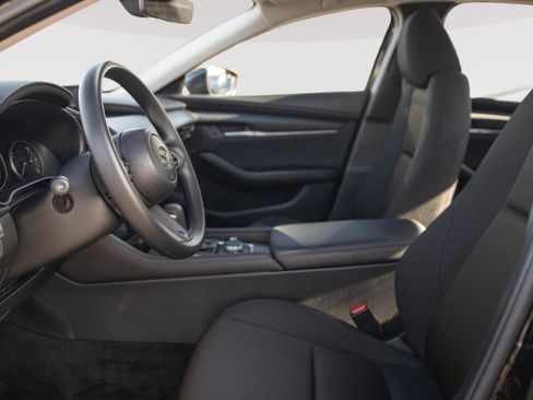 Used 2025 MAZDA MAZDA3 s image 2