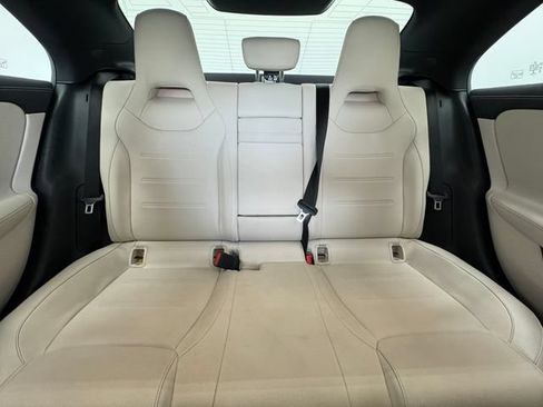 Used 2020 Mercedes-Benz CLA 250 image 7