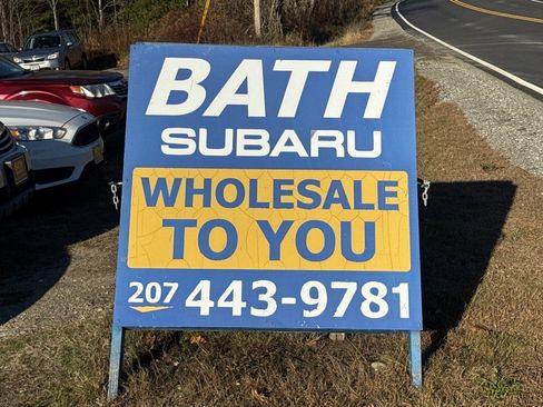 Used 2011 Subaru Outback 2.5i image 2