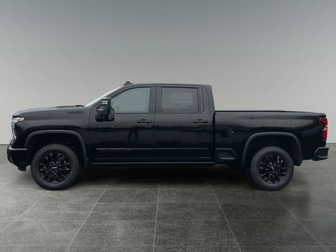 New 2026 Chevrolet Silverado 2500 High Country w/ Midnight Edition image 4