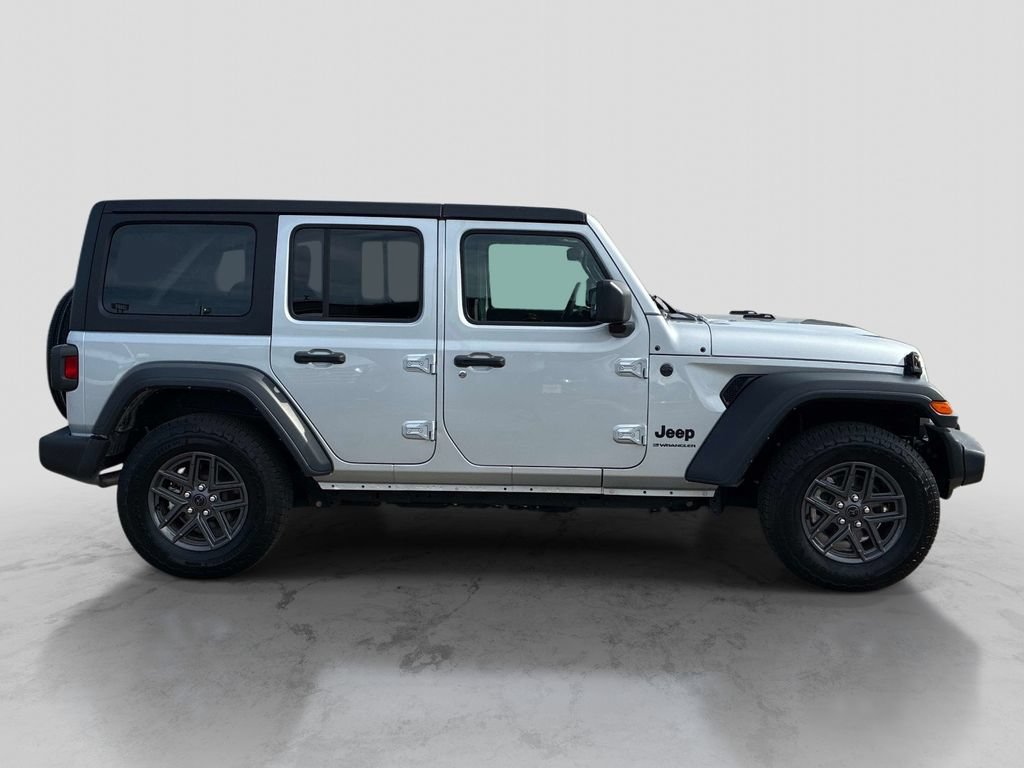 Used 2024 Jeep Wrangler Unlimited Sport AWD/4WD image 8
