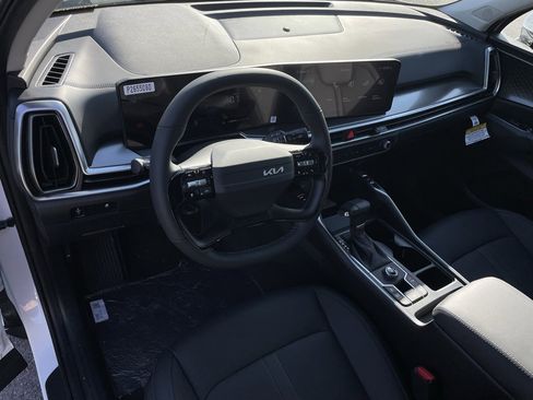 New 2026 Kia Sorento S image 9