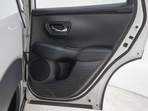 Used 2023 Honda HR-V LX image 33