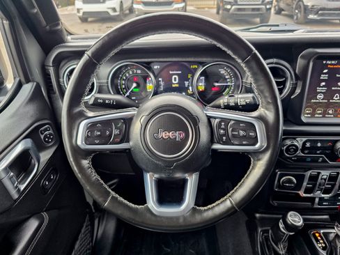 Used 2021 Jeep Wrangler Unlimited Sahara w/ Cold Weather Group image 34