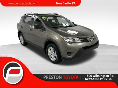 Used 2014 Toyota RAV4 LE AWD/4WD image 1