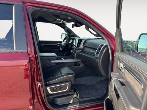 Used 2024 RAM 1500 Laramie AWD/4WD image 24