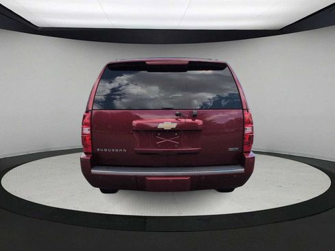 Used 2011 Chevrolet Suburban LTZ AWD/4WD image 7