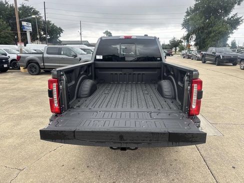 New 2025 Ford F250 Lariat w/ Lariat Ultimate Package image 4
