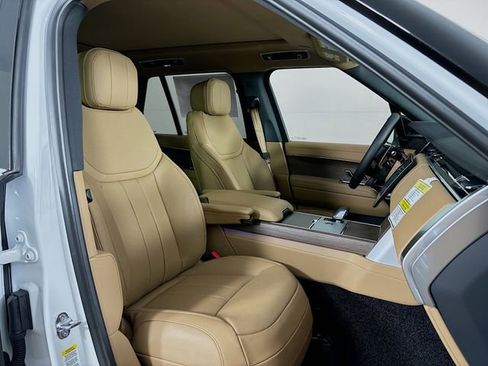 New 2026 Land Rover Range Rover SE image 26