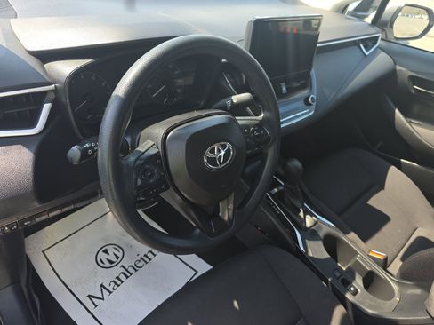 Used 2024 Toyota Corolla LE FWD image 17