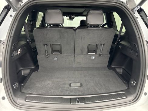 Used 2025 Jeep Grand Cherokee L Limited w/ Black Appearance Package image 8