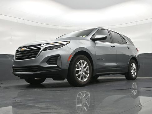 Used 2024 Chevrolet Equinox LT FWD image 23
