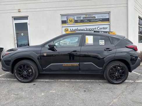 Used 2025 Subaru Crosstrek 2.5i Wilderness image 2