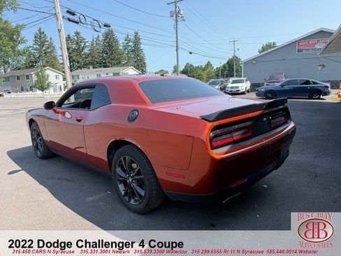 Used 2022 Dodge Challenger SXT w/ Blacktop Package AWD/4WD image 6