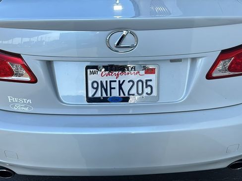 Used 2011 Lexus IS 250 w/ Premium Pkg Value Edition RWD image 7