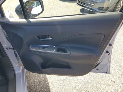 New 2025 Nissan Versa SR w/ Trunk Package image 30