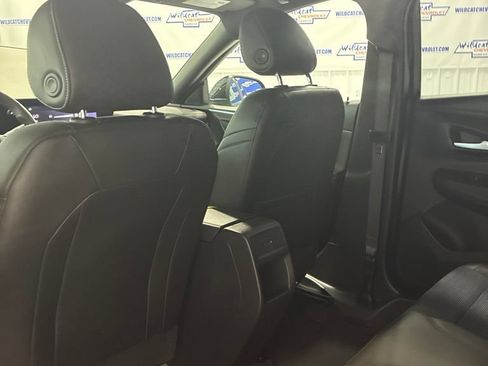 Used 2025 Buick Envista Preferred FWD image 27