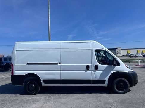 Used 2022 RAM ProMaster 2500 w/ Premium Convenience Group (A) image 5